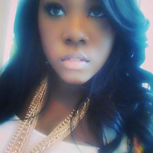 Meet your Posher, Rena